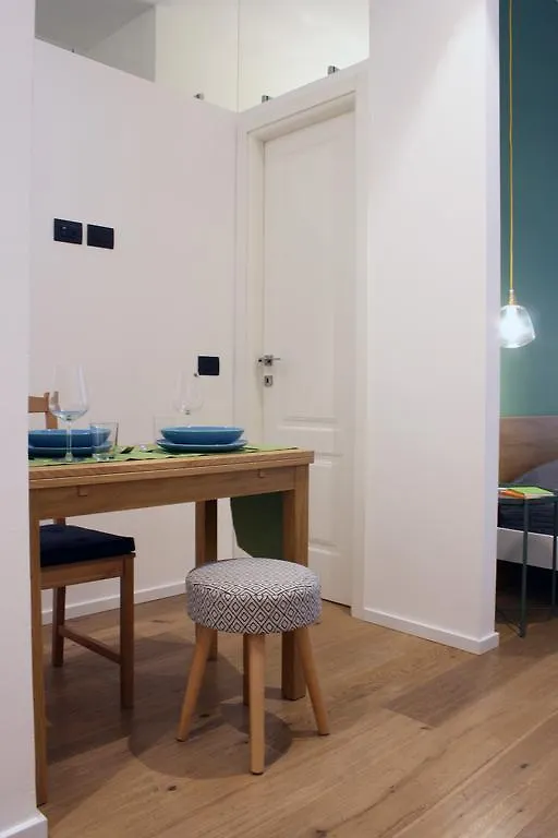 Milano Navigli Apartment - Via Tortona 0*, Milan Italie